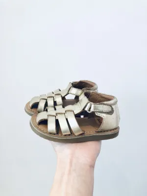 Closed Toe Sandals // 6 Toddler