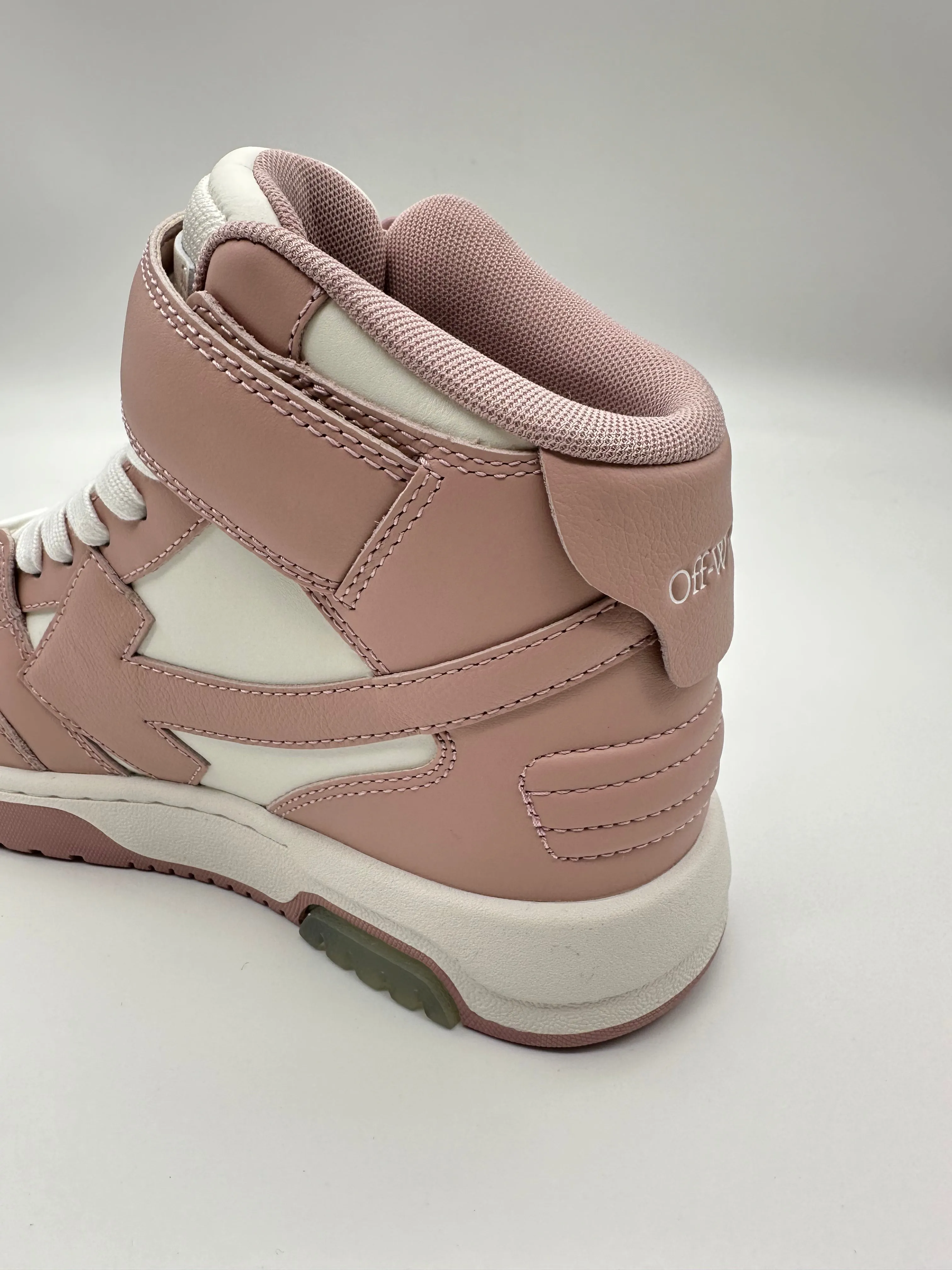 Out Of Office Mid Top Leather